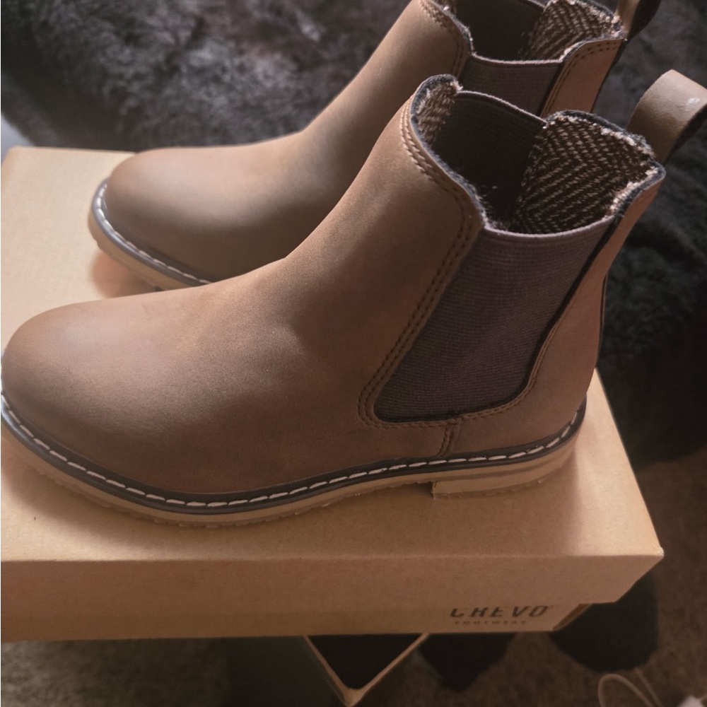 Crevo Kids Tan Chelsea Boots